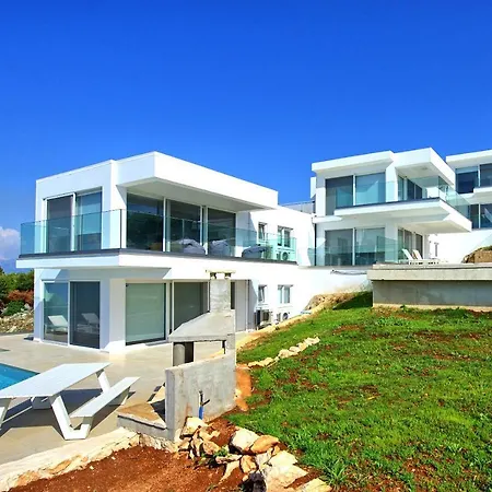 Nafsika By Posarellivillas 빌라 Peritheia