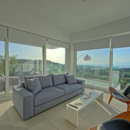 Nafsika By Posarellivillas *