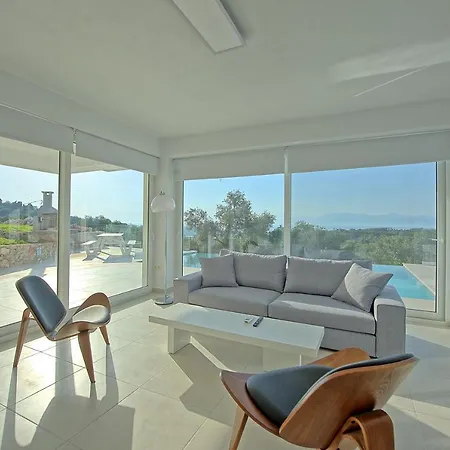 Nafsika By Posarellivillas *