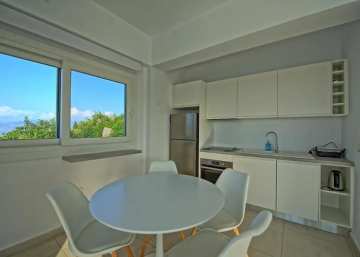 Villa Nafsika By Posarellivillas Peritheia