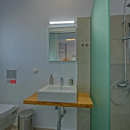 Nafsika By Posarellivillas *